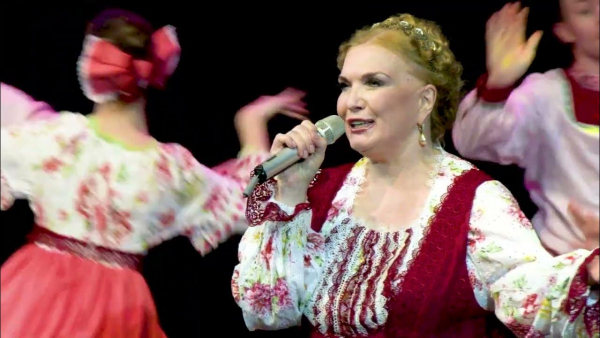 Когда Зыкина окончила творческую карьеру, вместе с ней из коллектива ушла и Николаева