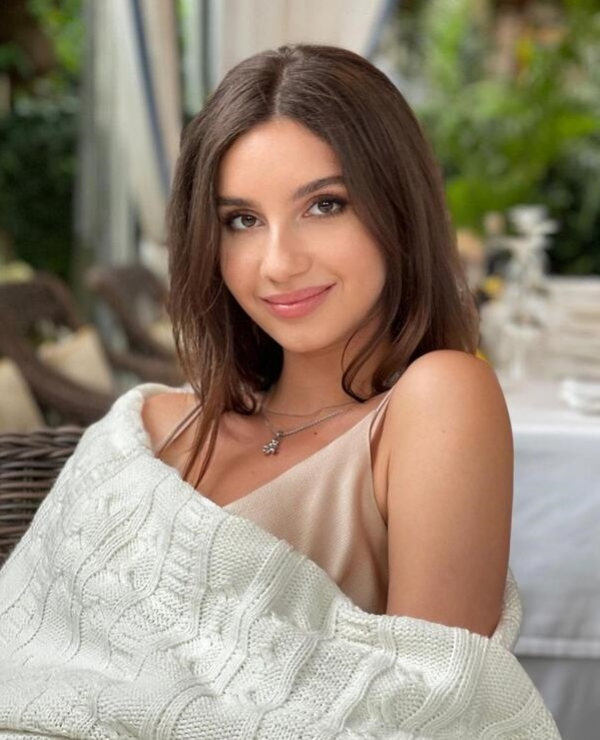 Ева Хачатурян
